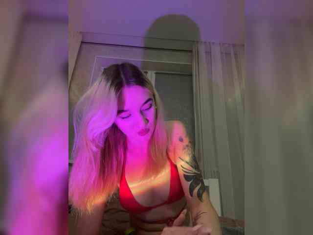 kristibiz webcam
