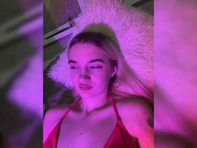 kristibiz webcam