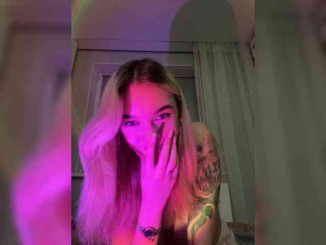 kristibiz webcam