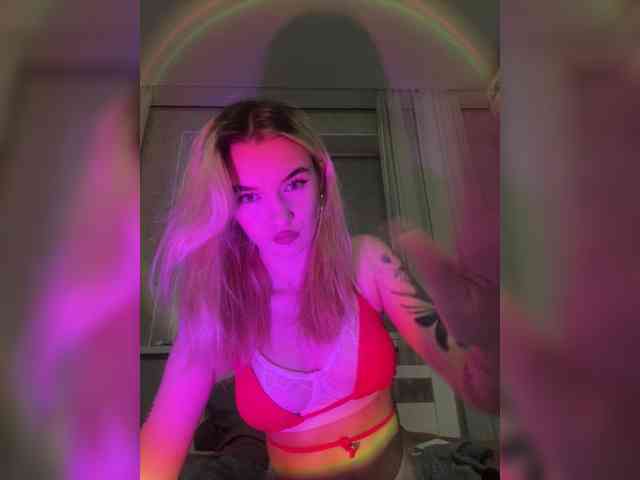 kristibiz webcam