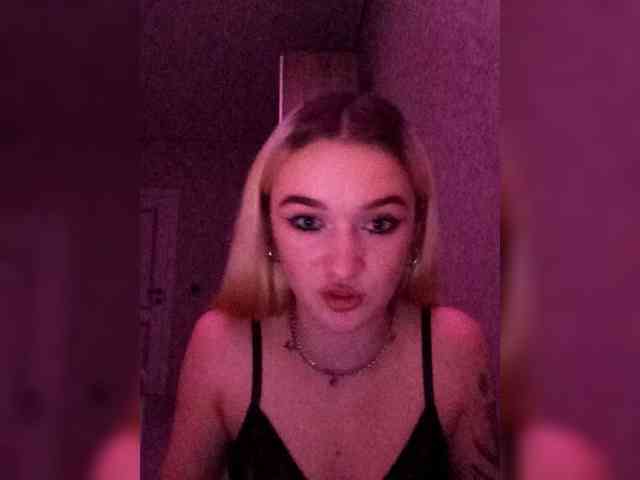 kristibiz webcam