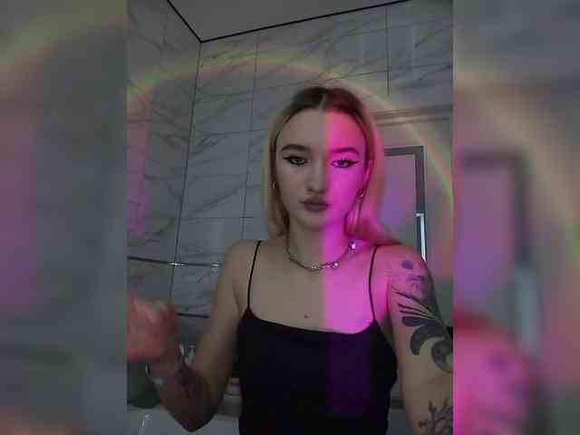 kristibiz webcam