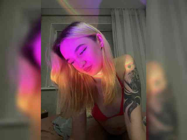 kristibiz webcam