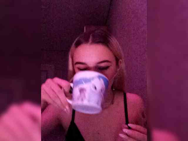 kristibiz webcam