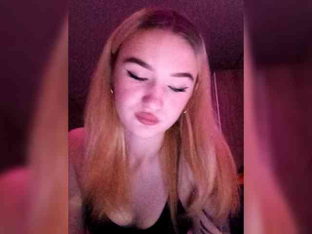 kristibiz webcam
