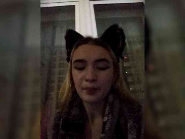 kristibiz webcam