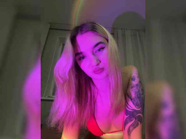 kristibiz webcam