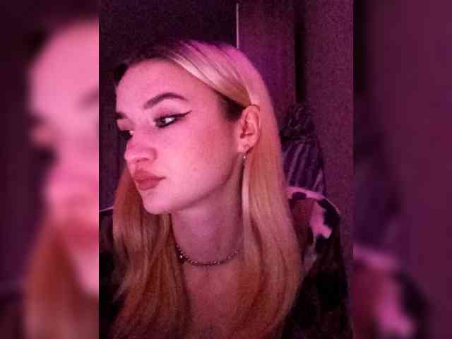 kristibiz webcam