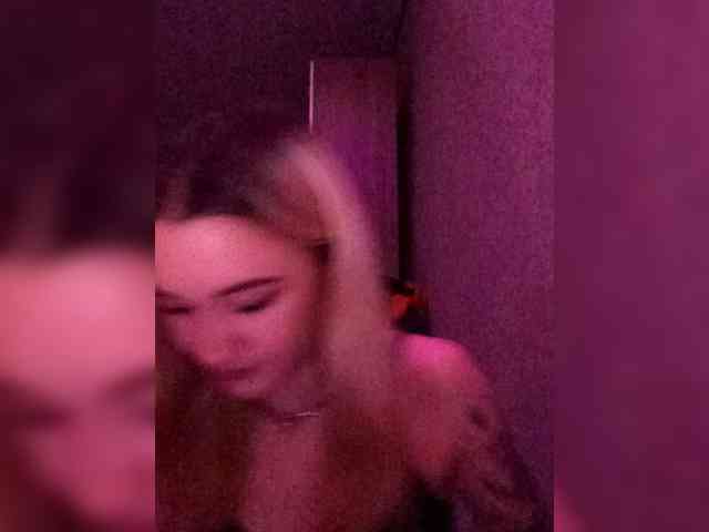 kristibiz webcam