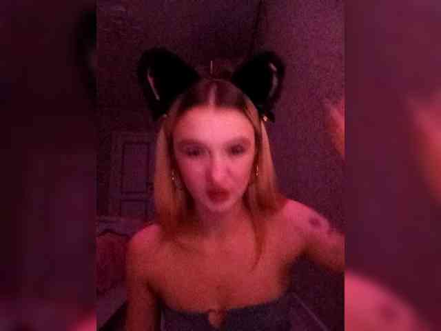 kristibiz webcam