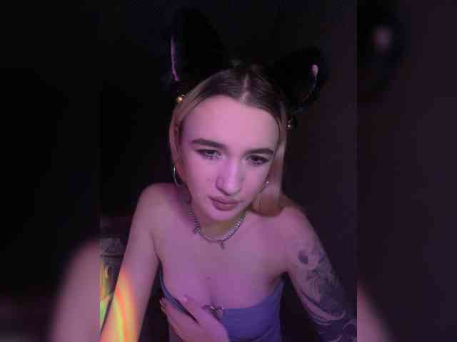 kristibiz webcam