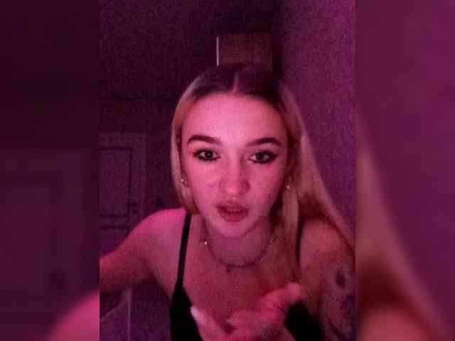 kristibiz webcam