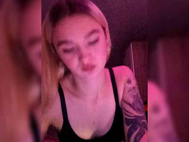 kristibiz webcam
