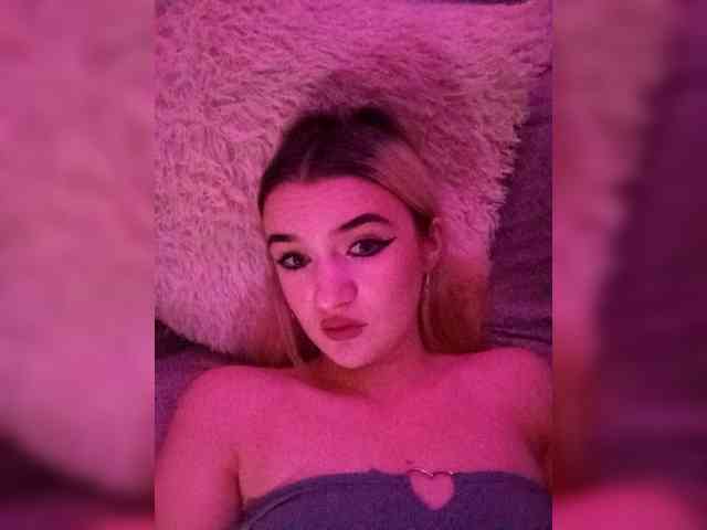 kristibiz webcam