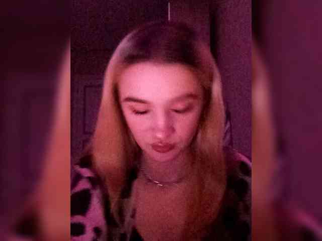 kristibiz webcam