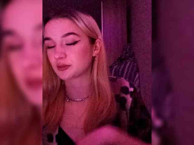 kristibiz webcam