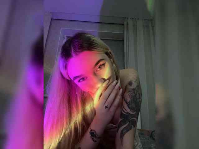 kristibiz webcam