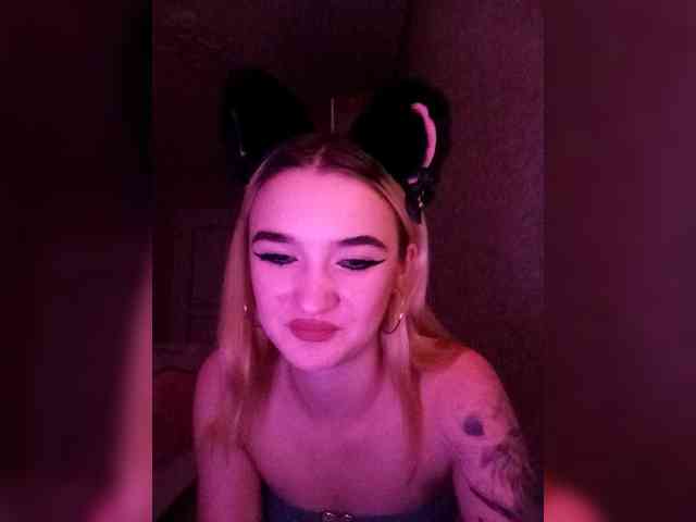 kristibiz webcam