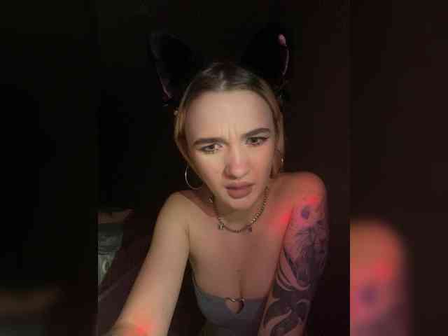 kristibiz webcam