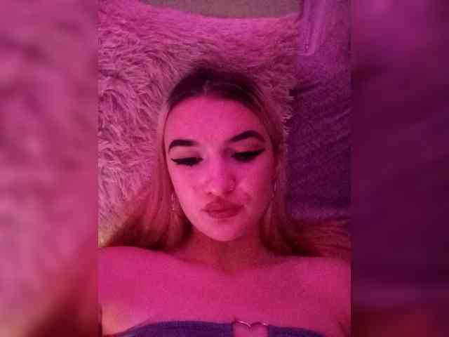 kristibiz webcam