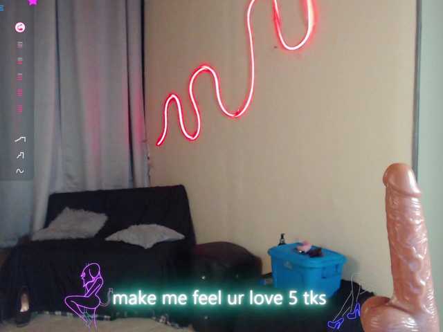 violettalynn's BongaCams show and profile