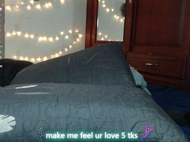 violettalynn's BongaCams show and profile