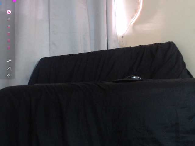 violettalynn's BongaCams show and profile