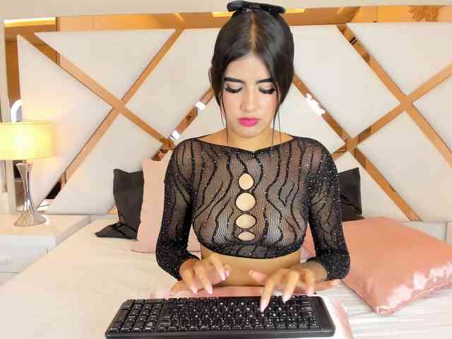 LucyMarin webcam