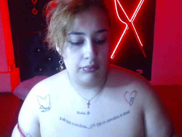 Dirty-herela-26 webcam