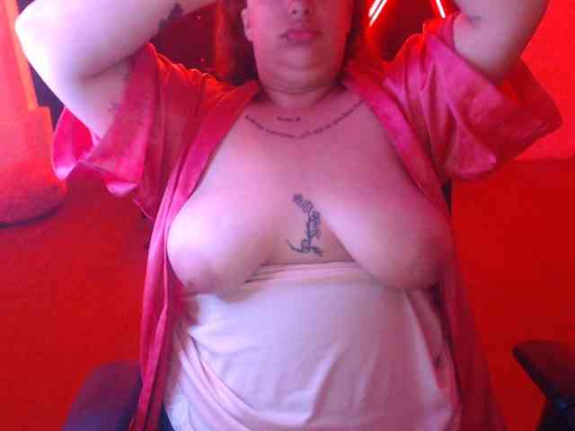 Dirty-herela-26 webcam