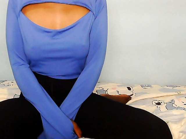 Elisa571's BongaCams show and profile