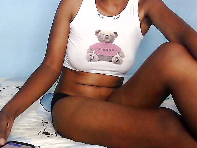 Elisa571's BongaCams show and profile