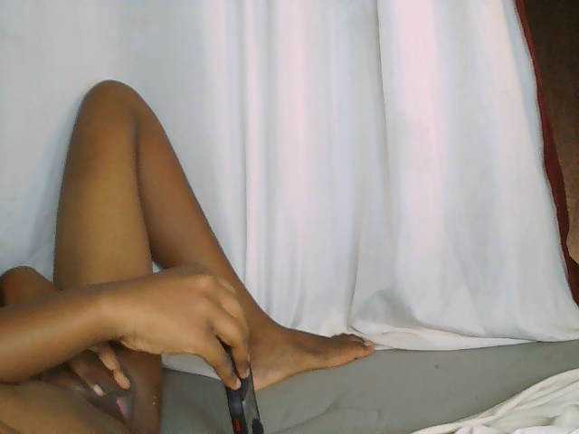Elisa571's BongaCams show and profile