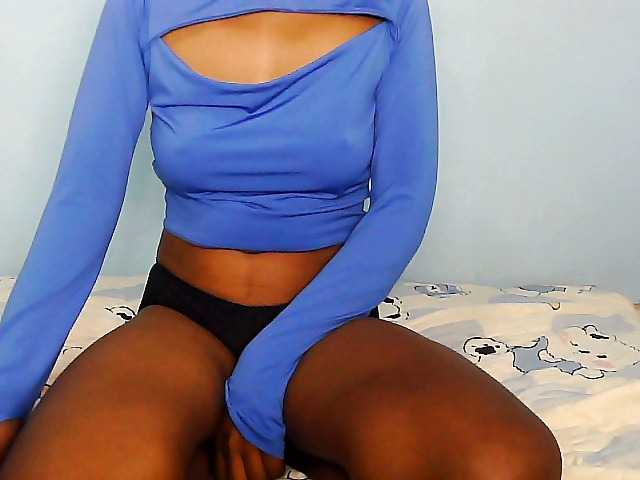 Elisa571's BongaCams show and profile