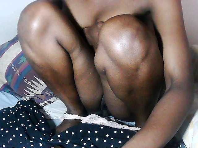 Elisa571's BongaCams show and profile