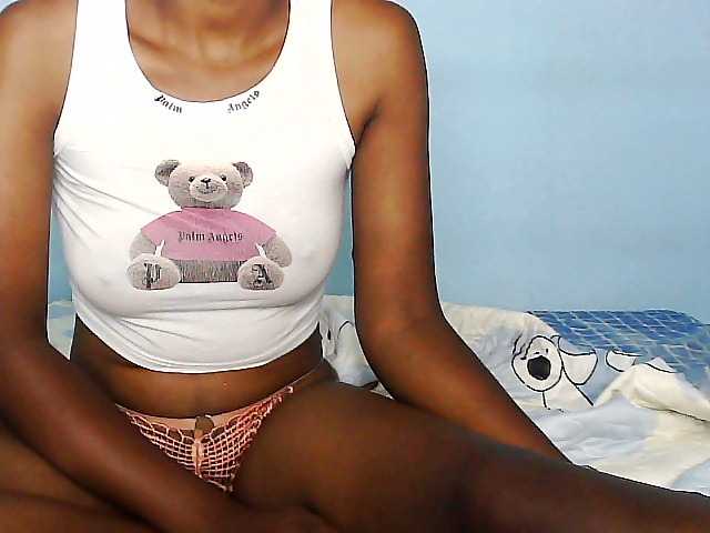 Elisa571's BongaCams show and profile