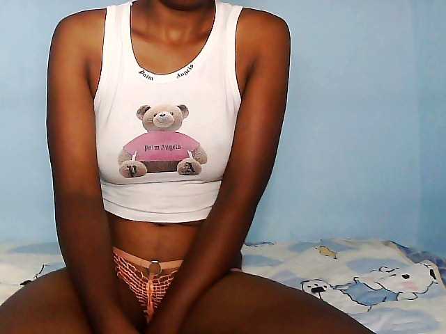 Elisa571's BongaCams show and profile