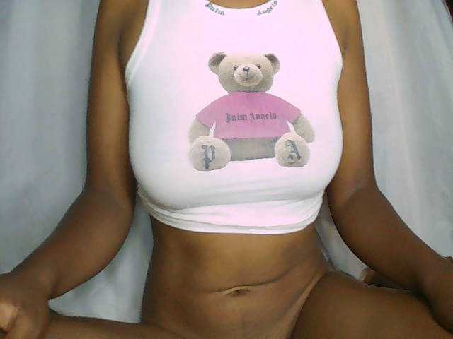 Elisa571's BongaCams show and profile