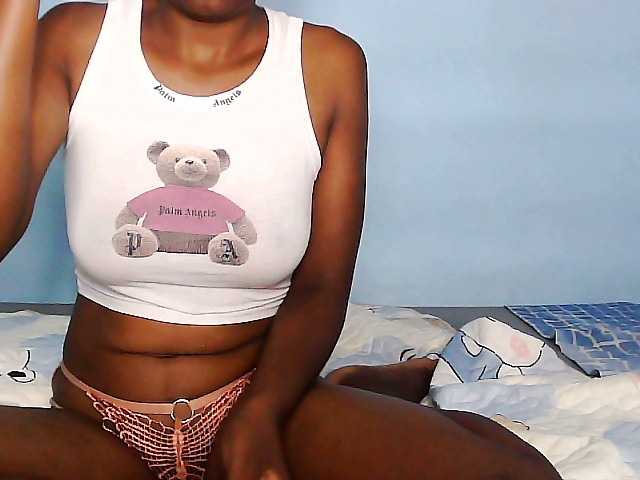 Elisa571's BongaCams show and profile