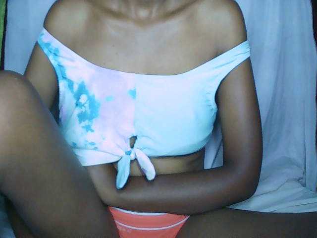 Elisa571's BongaCams show and profile