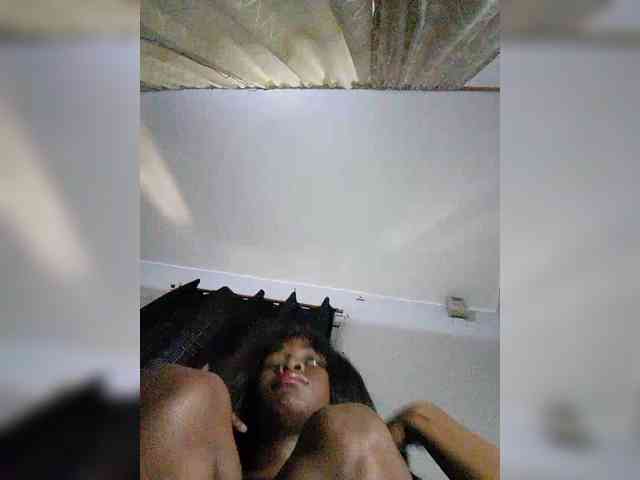 Elisa571 webcam