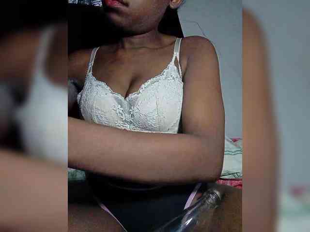 Elisa571 webcam