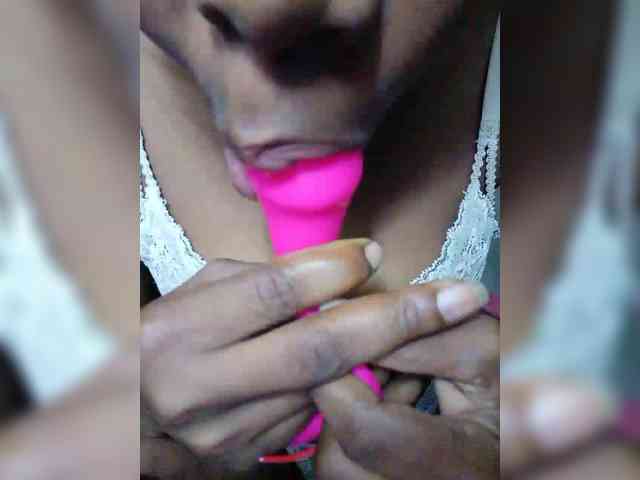 Elisa571 webcam