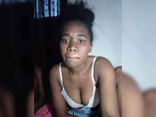 Elisa571 webcam