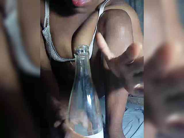 Elisa571 webcam