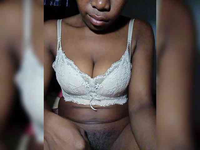 Elisa571 webcam