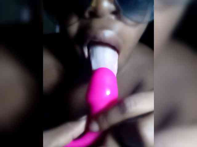 Elisa571 webcam