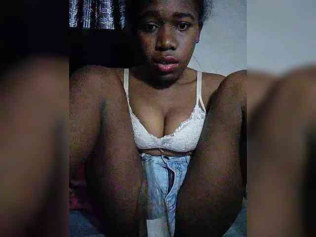 Elisa571 webcam