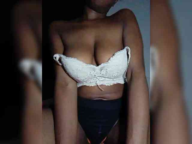 Elisa571 webcam