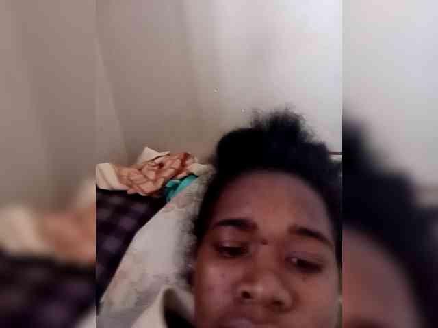 Elisa571 webcam